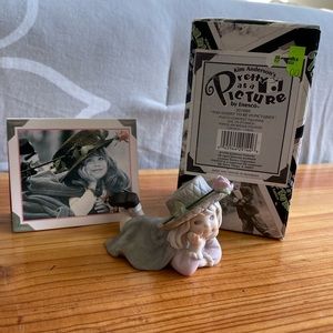 Vintage Pretty as a Picture Figurine